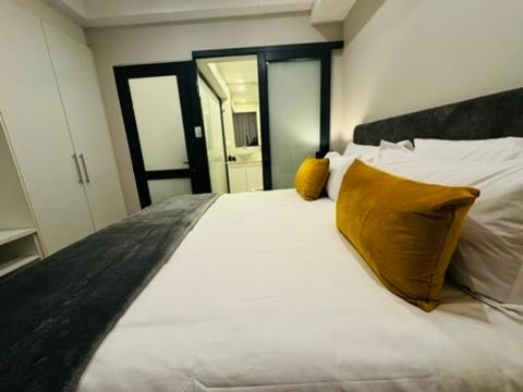 Acoustic Apartment